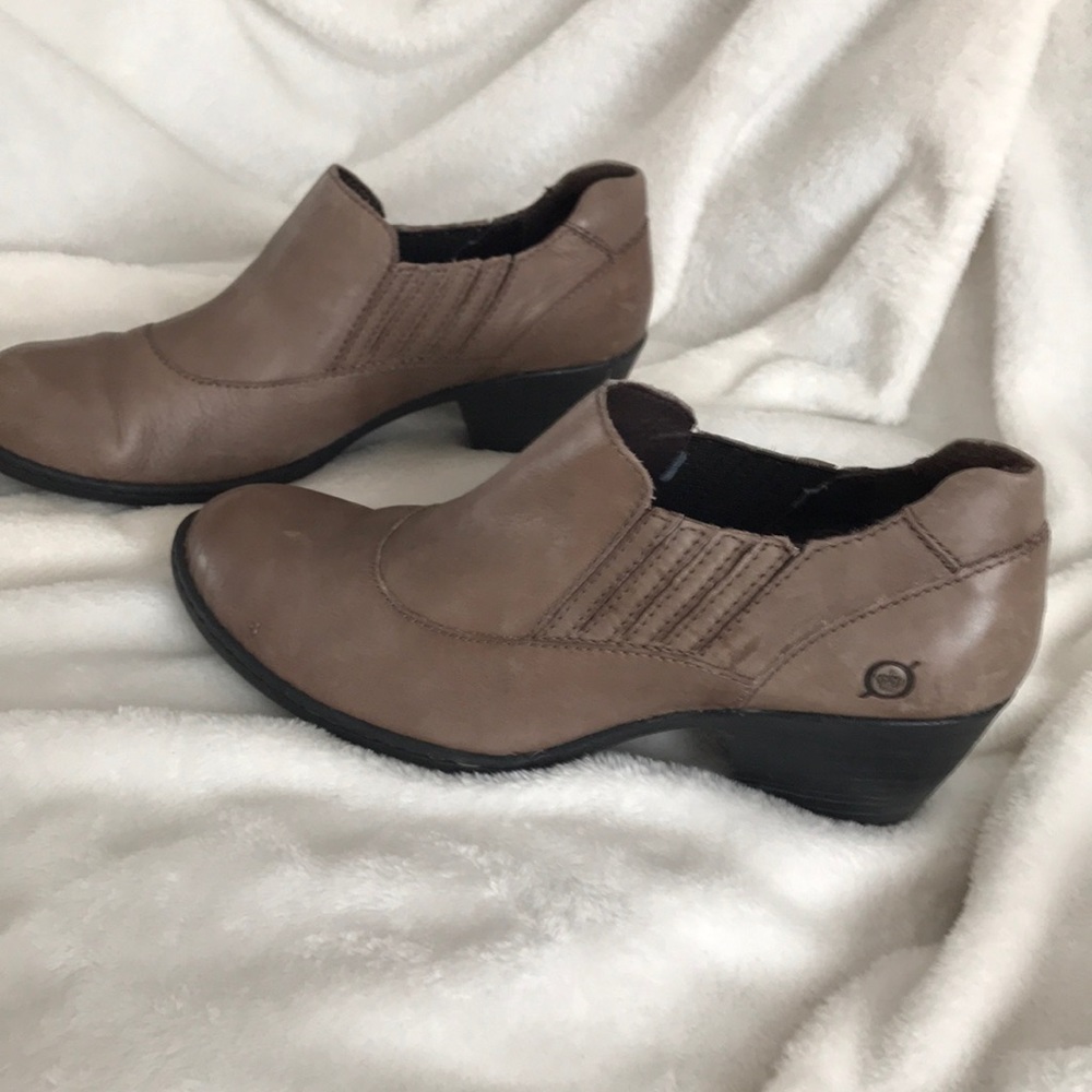 Born Shoes size 8.5